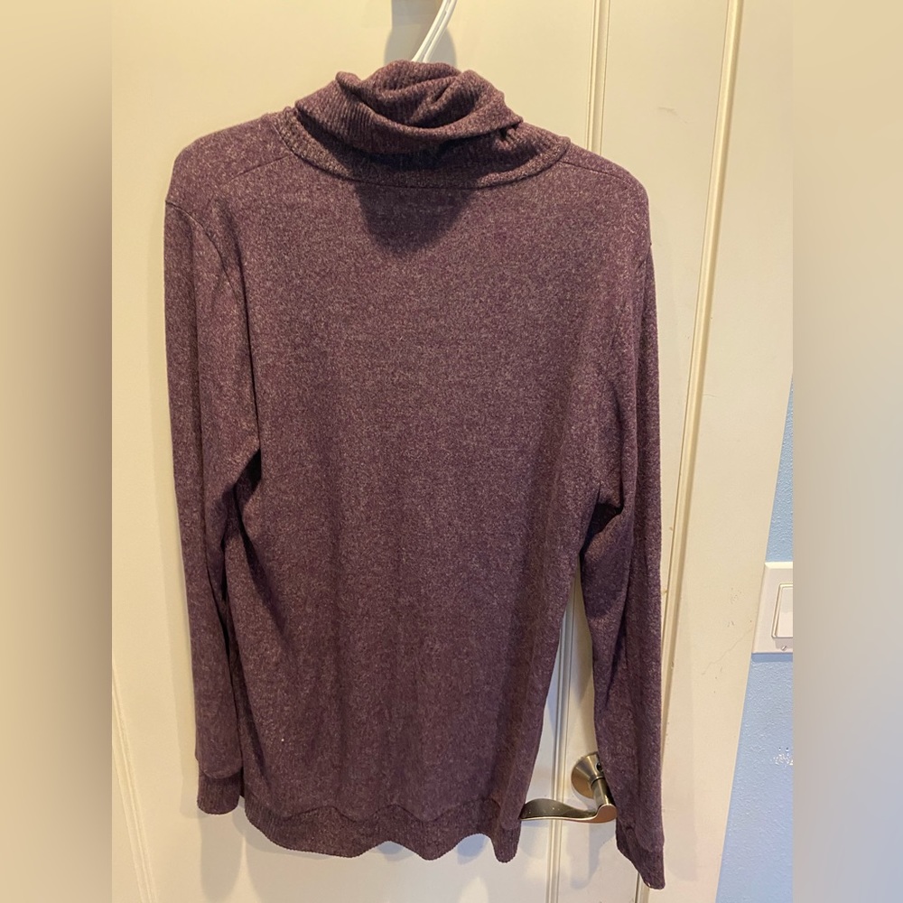 Sweater! - Picture 2 of 3